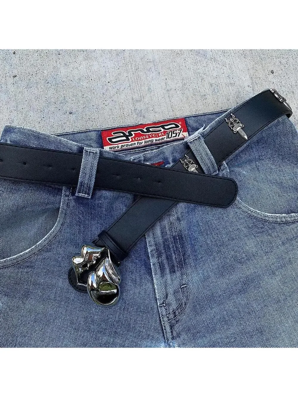 Grunge punk style Lip Tongue silver belt buckle. Punk gothic y2k style. 41 inche